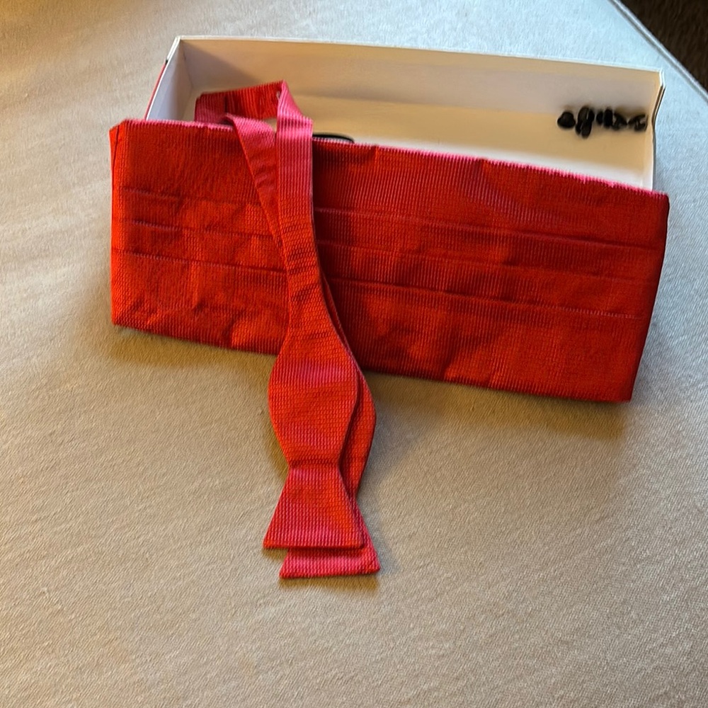 Red Cummerbund and Bow Tie with Smooth Texture and Adjustable Design